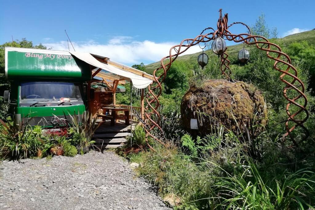 Truck & Pod Creative Nature Retreat. Bantry Exterior foto